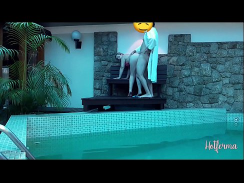 ❤️ Boss invites maid to the pool, but couldn't resist a hot Fucking video at porn en-us.filmepornonline.ru